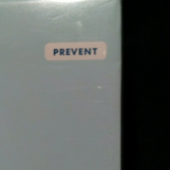 SkinCeuticals Resveratrol B E Night Serum  1oz/30ml. - Picture 3 of 3